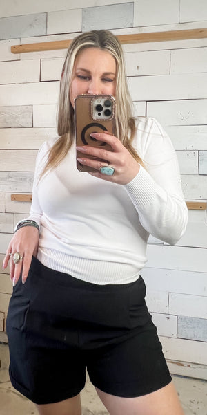 Pleated Sassy Shorts In Black