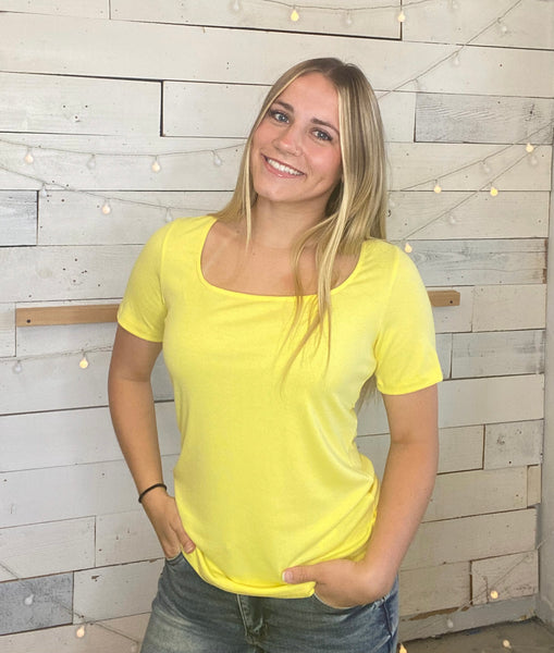 Michelle Mae Alyssa Short Sleeve Top Yellow