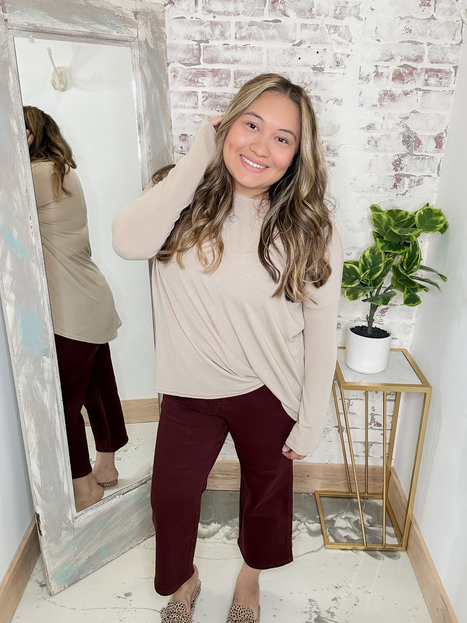 Judy Blue Tummy Control HW Burgundy Crop