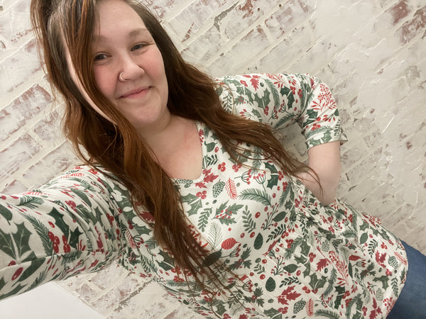 Michelle Mae Holiday Berry Sarah Ruffle STEAL