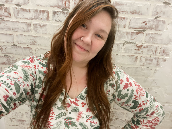 Michelle Mae Holiday Berry Sarah Ruffle STEAL