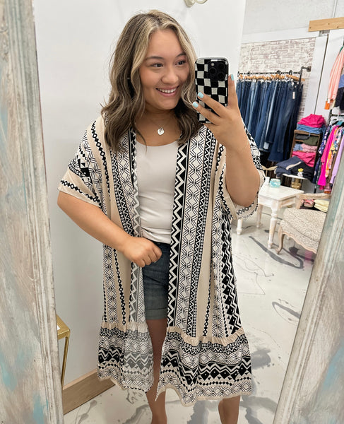 B&W Boho Ruffle Kimono