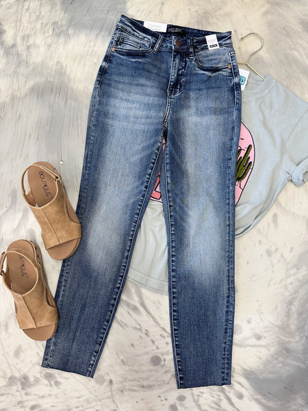 High Rise Raw Hem Relaxed Fit Judy Blue