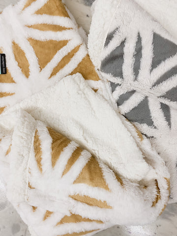 Starburst Sherpa Blanket Mustard