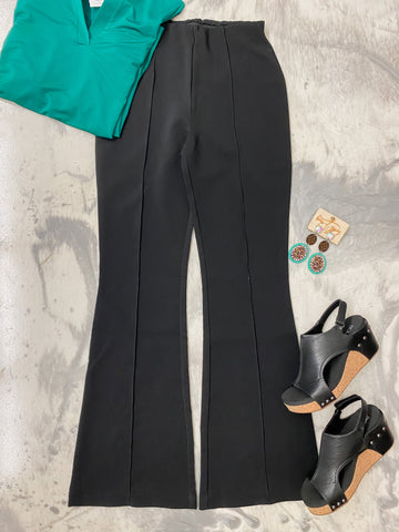 Gotta Grab Black Flare