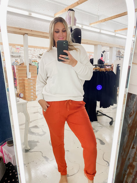 Michelle Mae Corrine Joggers in Pumpkin