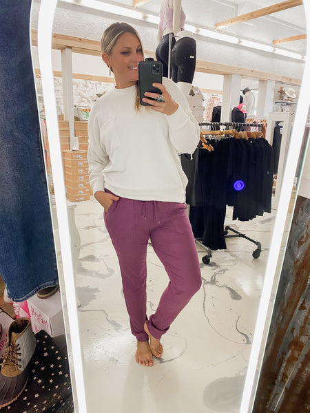 Michelle Mae Corrine Joggers in Plum