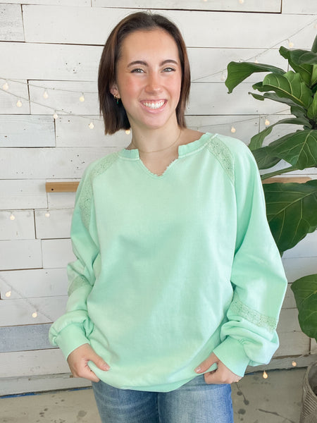 Michelle Mae Lace Accent Vintage Wash in Mint