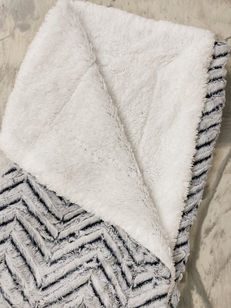 Luxury Blanket Black Friday Deal Gray Chevron