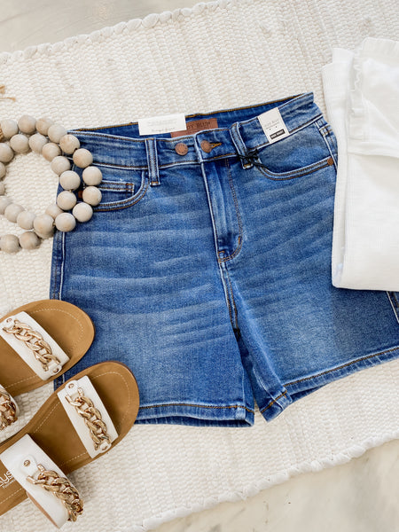 Judy Blue HW Button Mid Length Dad Shorts