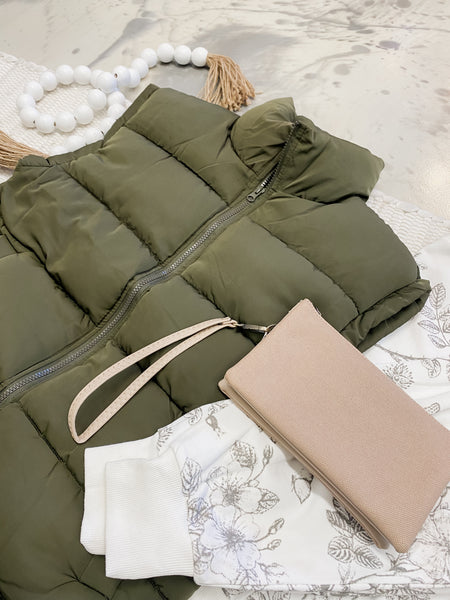 Puff Vest in Olive