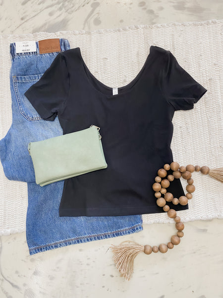 Gigis Yoga Short Sleeve Top