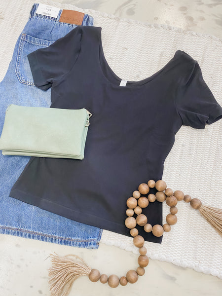 Gigis Yoga Short Sleeve Top