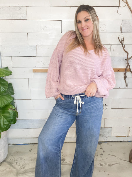 Michelle Mae Talina Textured Sweater in Rose