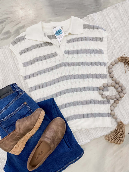 Ribbed Striped Collar Sweater in Gray