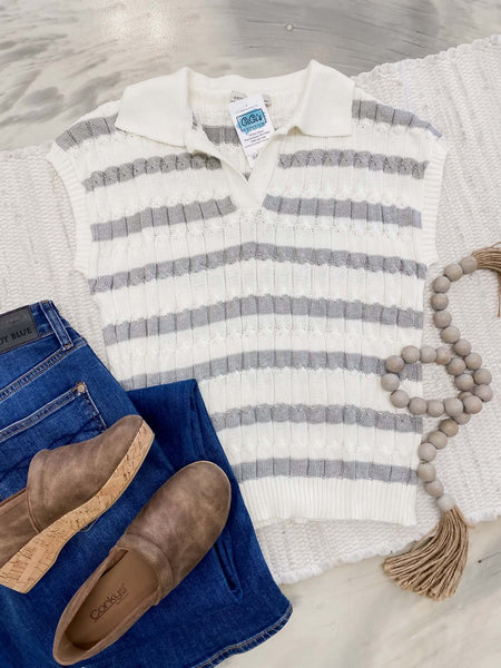 Ribbed Striped Collar Sweater in Gray