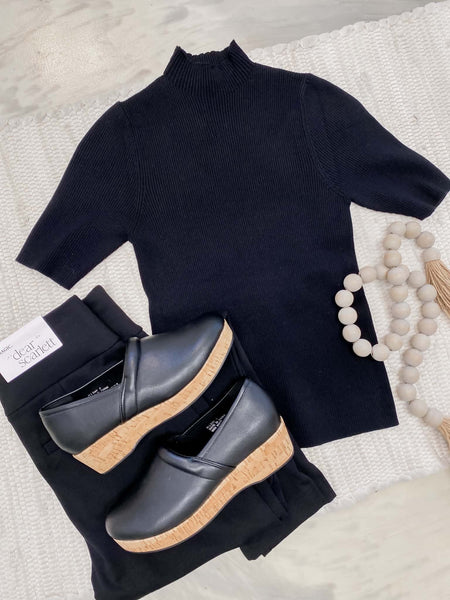 Mock Neck Basic Sweater in Black