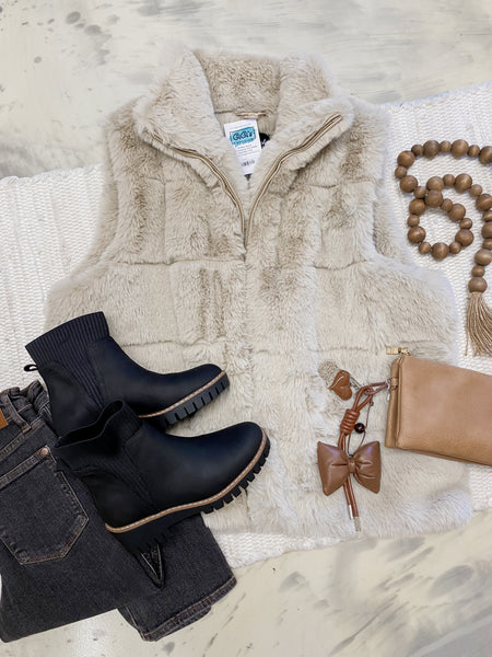 Champange Fur Vest Black Label