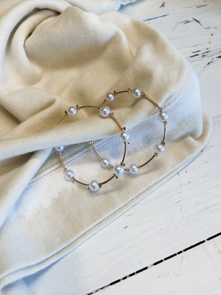 Nine to Midnight Pearl Earrings