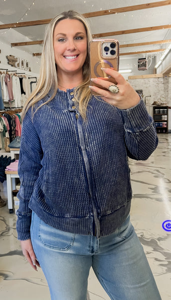 Waffle Mineral Washed Jacket in Lt Navy