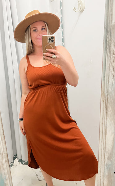 Black Out Friday Raegan Ribbed Midi Dress in Rust