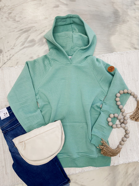 Michelle Mae Tatum Textured Pullover Hoodie in Spring Sage