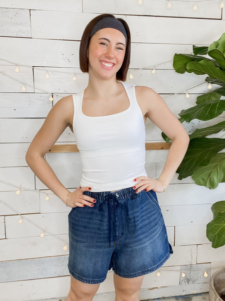 Judy Blue HW Baggy Short Featherweight