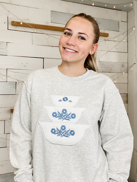 Hand-sewn Pyrex Bowl Sweatshirt White/Blue