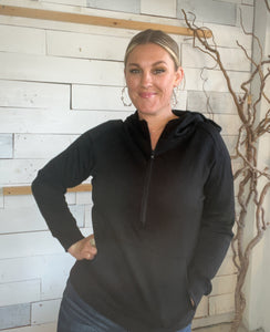 Michelle Mae Scuba HalfZip Black
