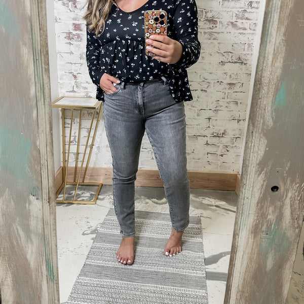 Judy Blue HW Stone Wall Slim Fit