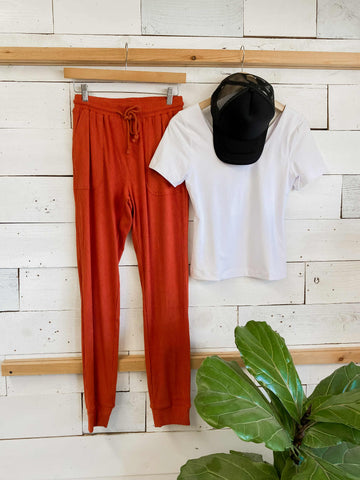 Michelle Mae Corrine Joggers in Pumpkin