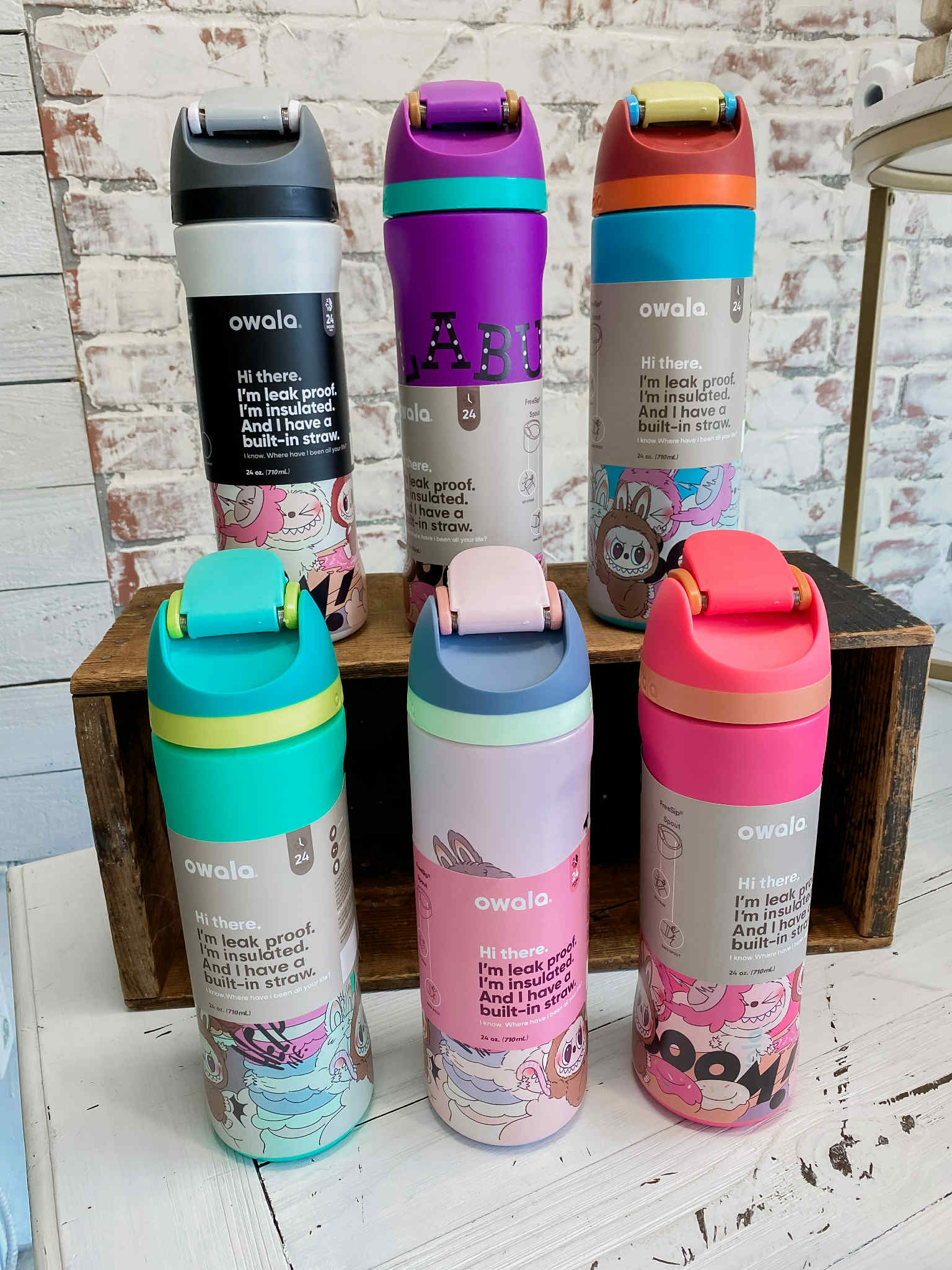 La*bu*bu  Water Bottle