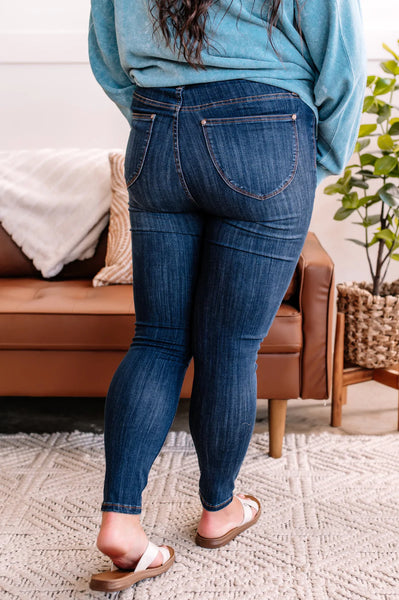 Judy Blue Pull em' on Patch Pocket