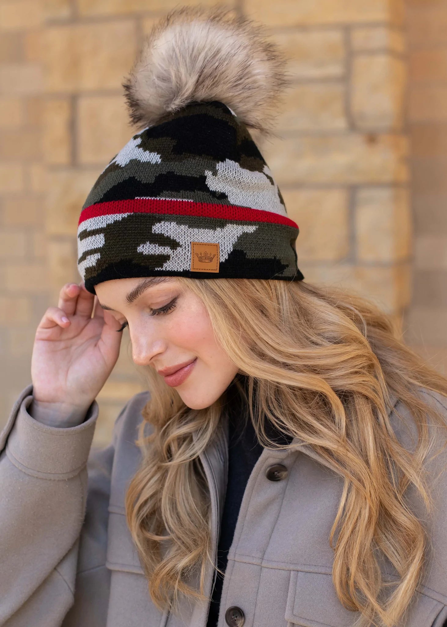 BF Fleece Camo Red Stripe Beanie