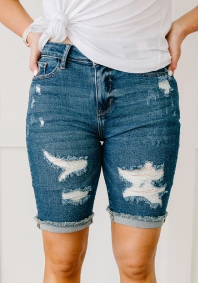 Judy Blue Distressed Bermuda