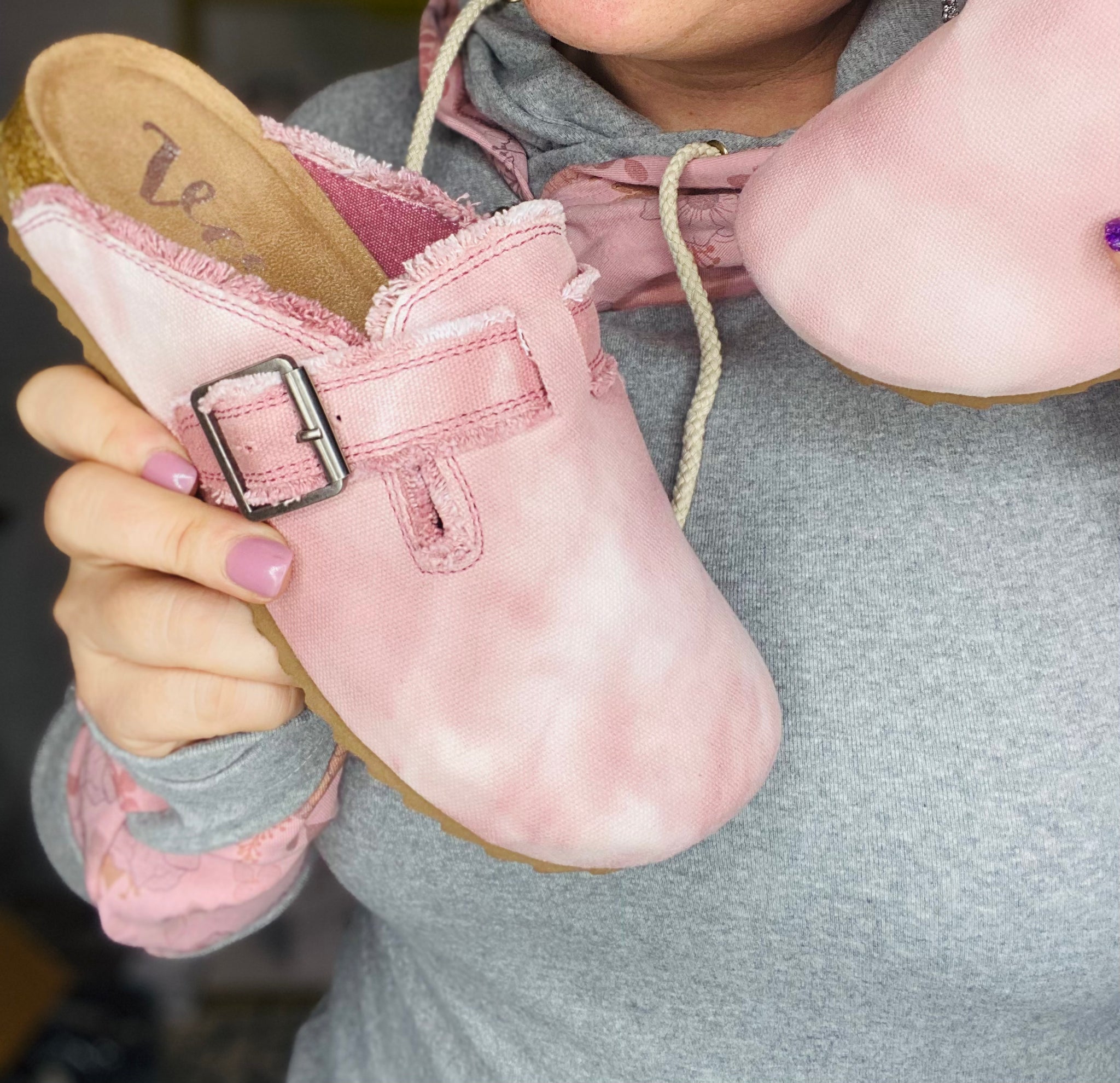 Very G Mule in Blush