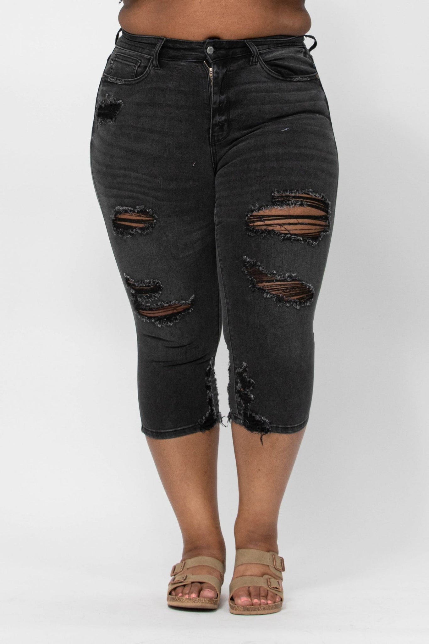 Judy Blue Black Night Distressed Capri