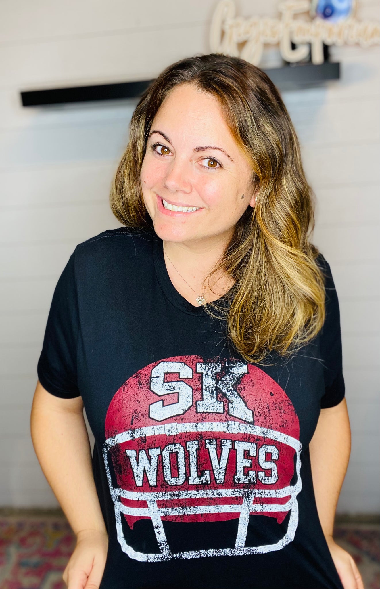 SK Wolves Helmet Tee