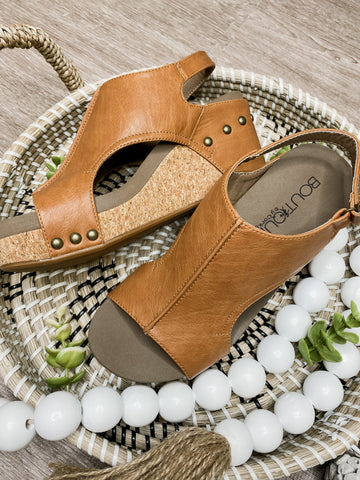 Carly Wedge in Cognac