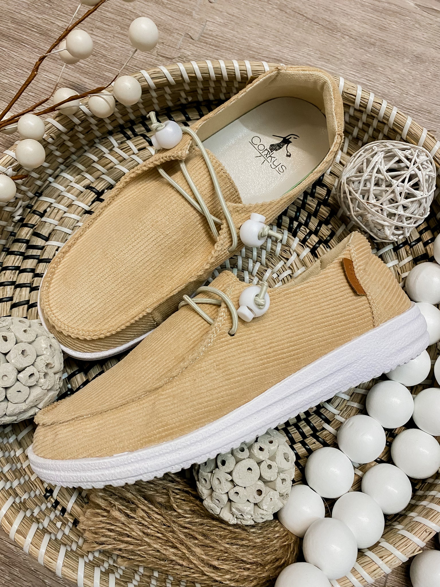 Kayak Tan Corduroy STEAL