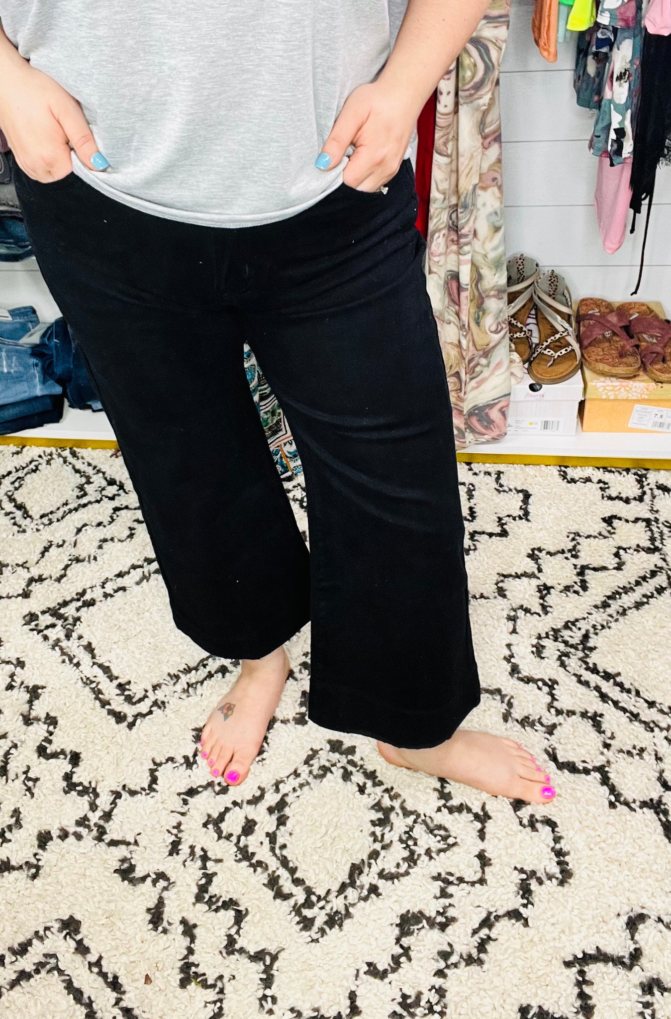 Black Cropped Flares