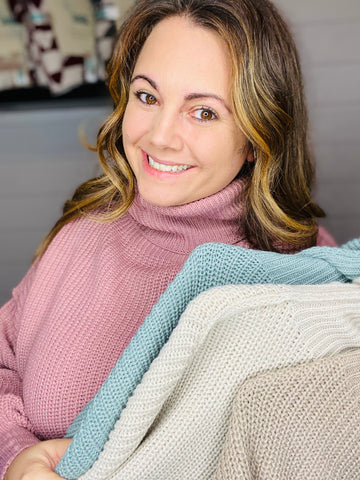 Turn Heads Turtleneck