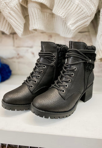 Very G Olivia Boots Black