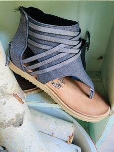 Carly Charcoal/Black Sandal