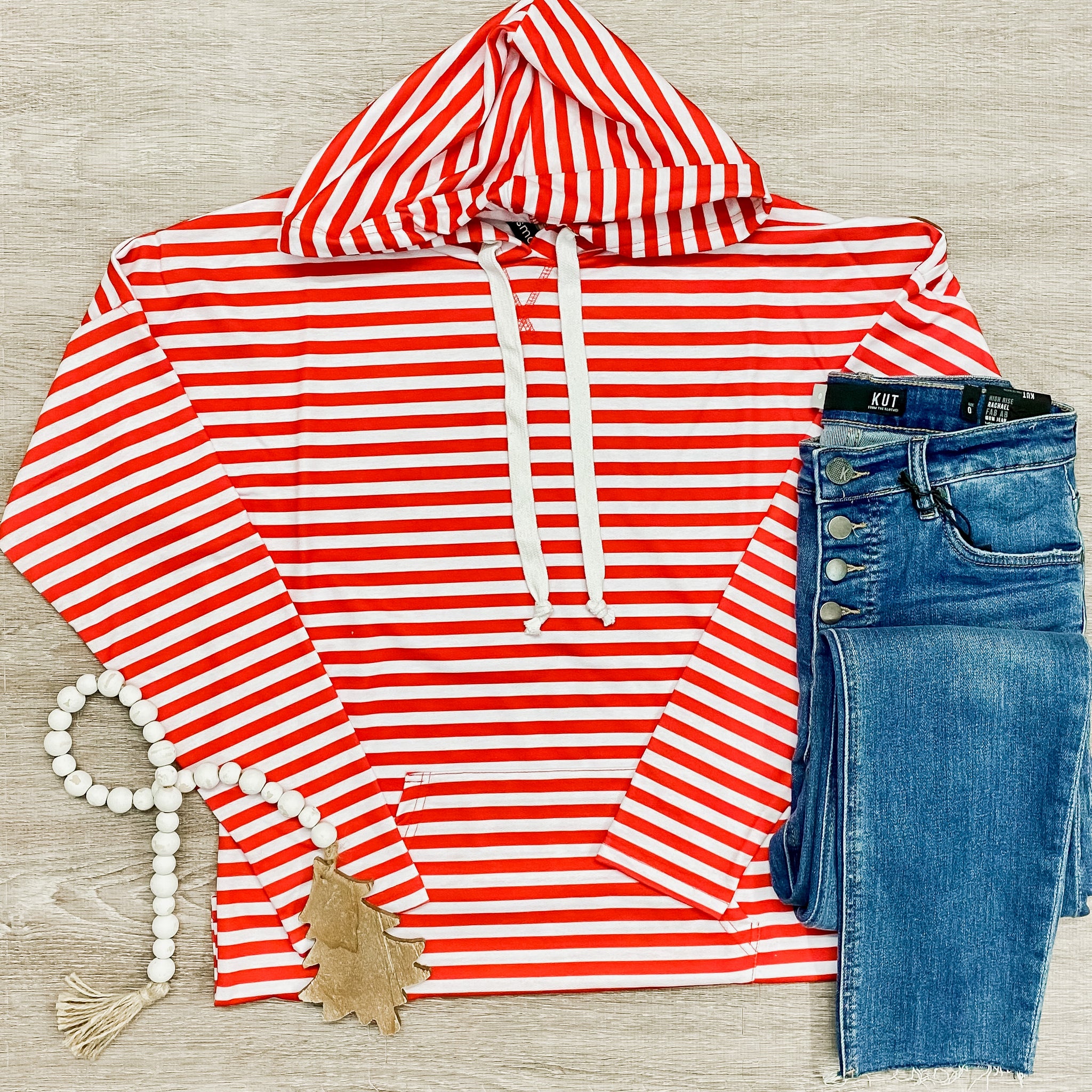 Stripes of Independence