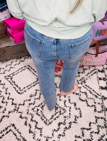 Take a Hike Hi Rise Straight Crop Jean
