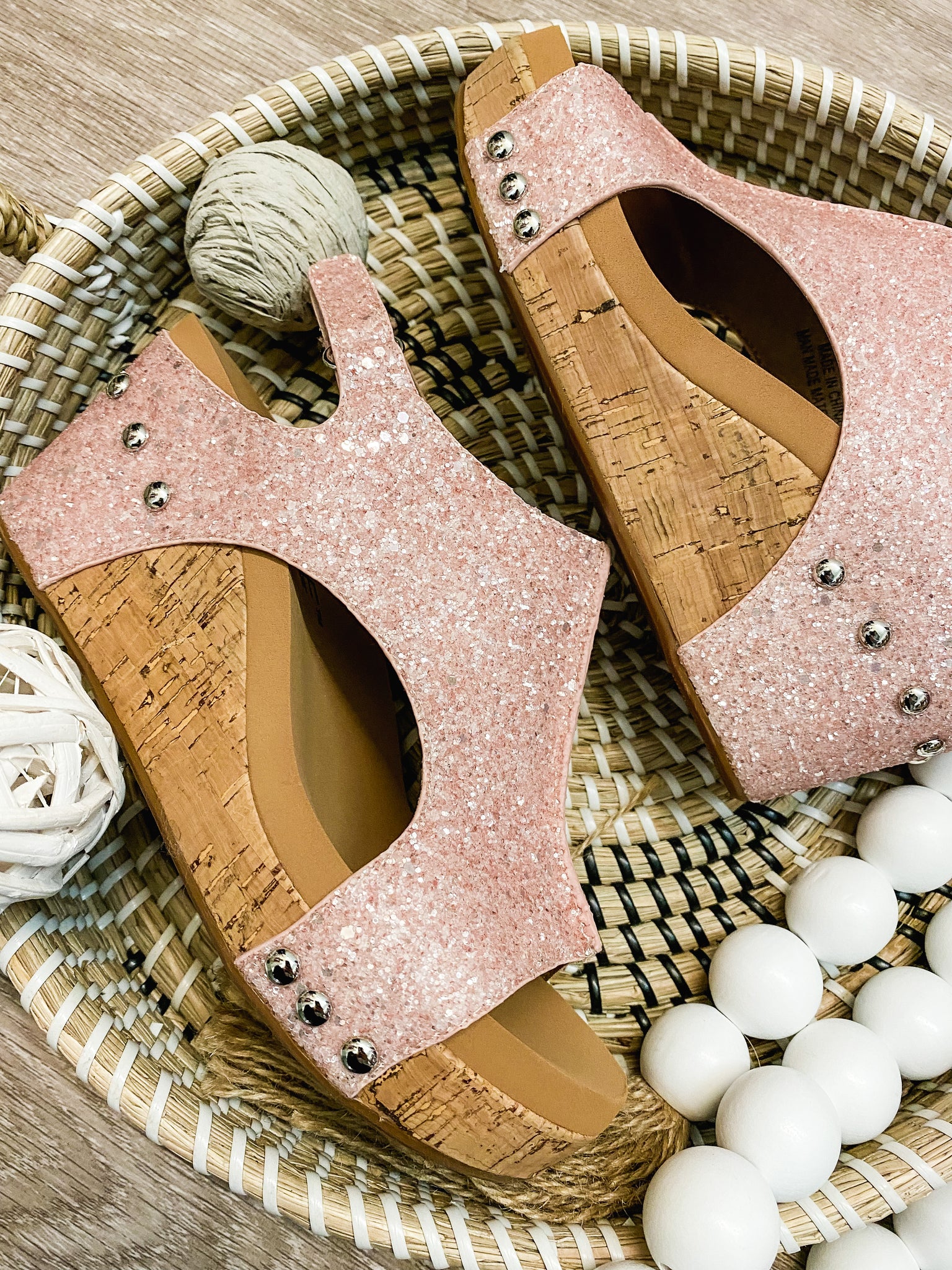 Carly Wedge in Sparkle Pink