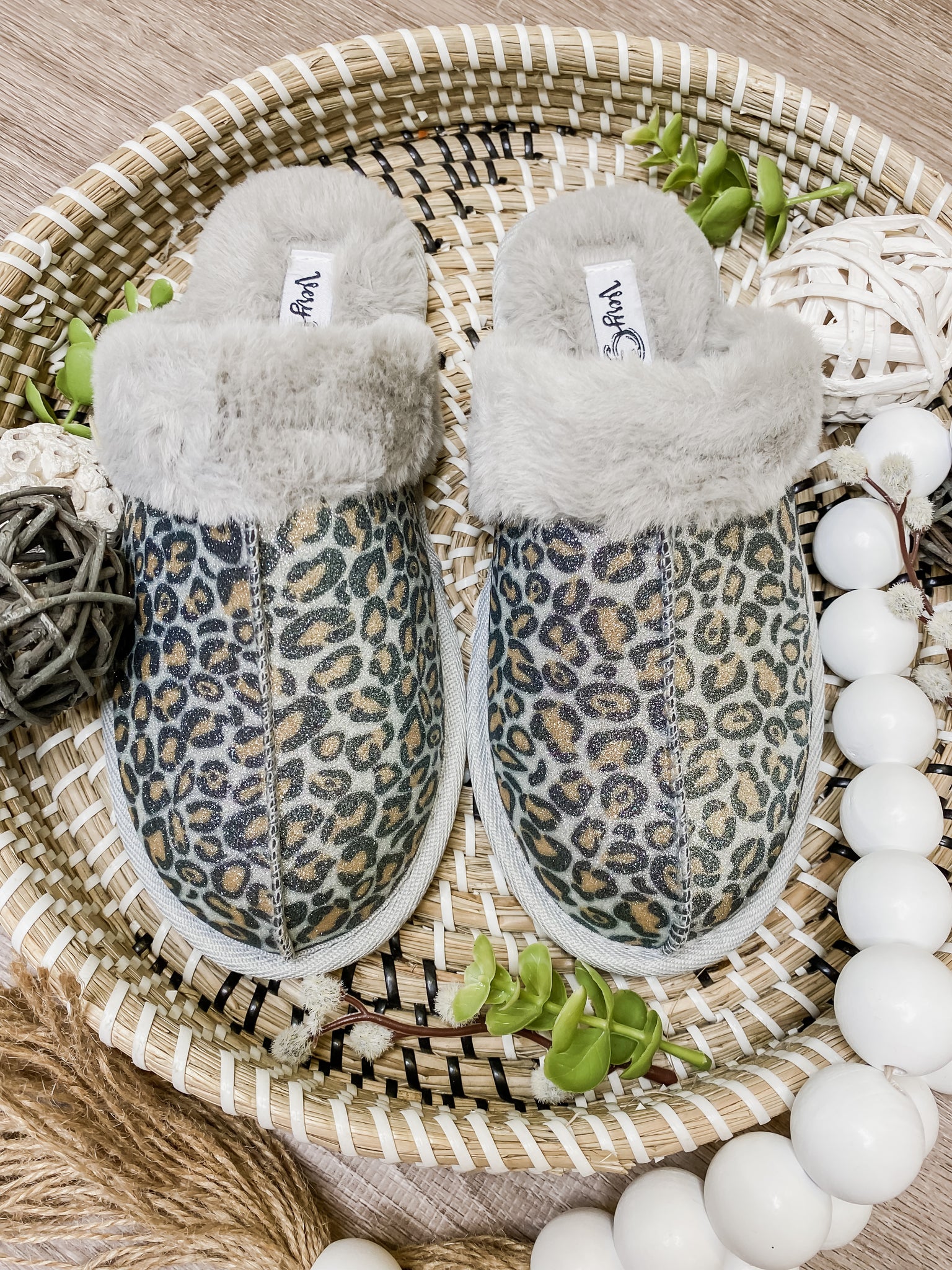 BF Leopard Diggy Slippers