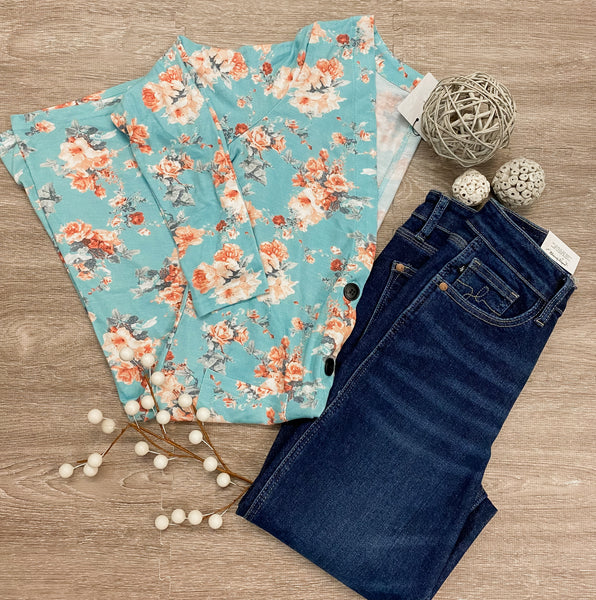 Floral Colbie Cardigan