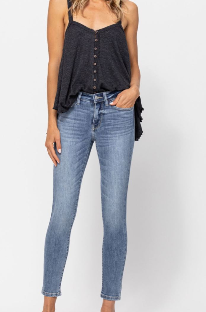 Judy Blue Cropped Skinny